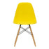 Cadeira Eames em Plástico DSW / Base maple